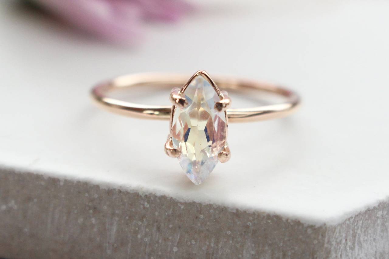 Behkiuoda Women Ring Moonstone Diamond Encrusted Ring Stylish Ring Engagement Ring Lovers Gift 