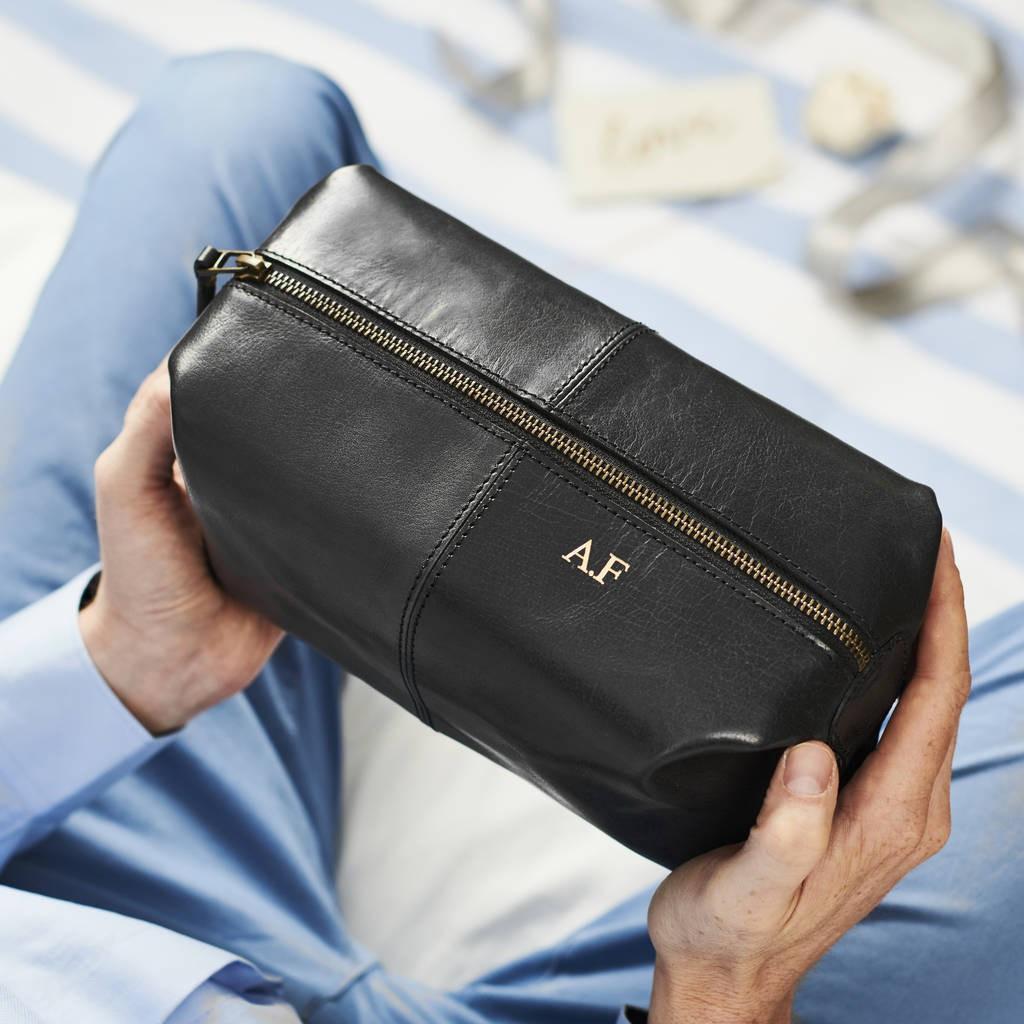 Personalised Brown and Black Leather Groomsmen Wash Bag Mens 