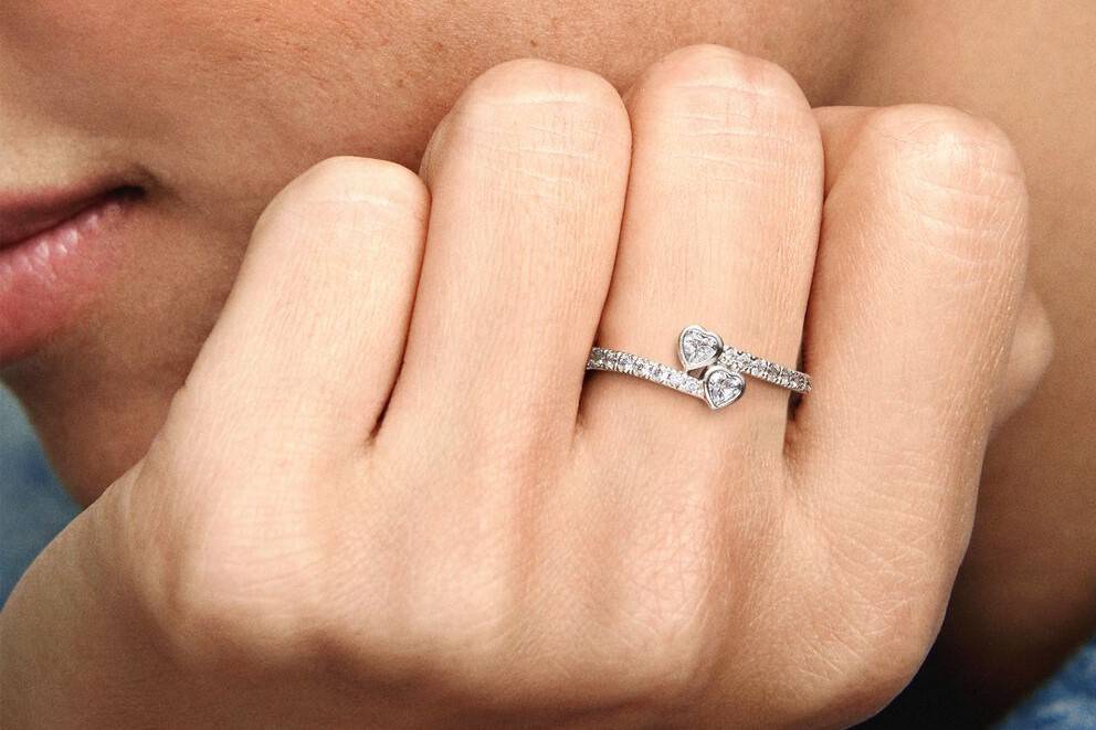 Promise Rings: What is a Promise Ring & 24 Beautiful Designs