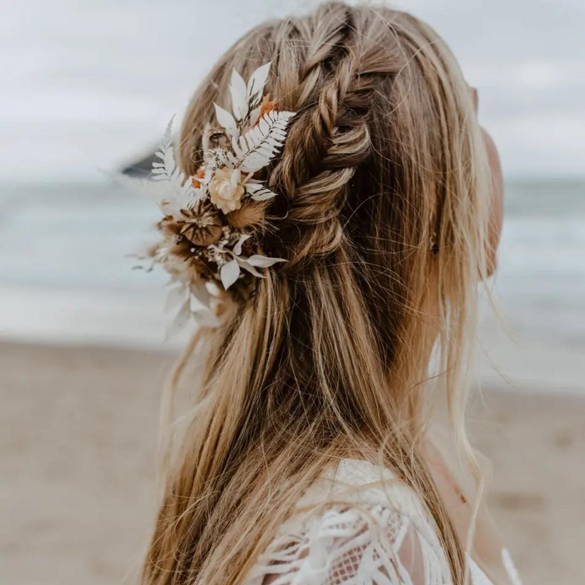 Best Beach Wedding Hairstyles: Tips and Ideas - EverAfterGuide
