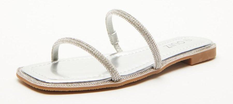 M&Co Teardrop Diamante Flip Flops ($28) ❤ liked on Polyvore featuring  shoes, sandals, flip flops, flats, gold, fla… | Gold flip flops, Glamour  shoes, Diamante shoes