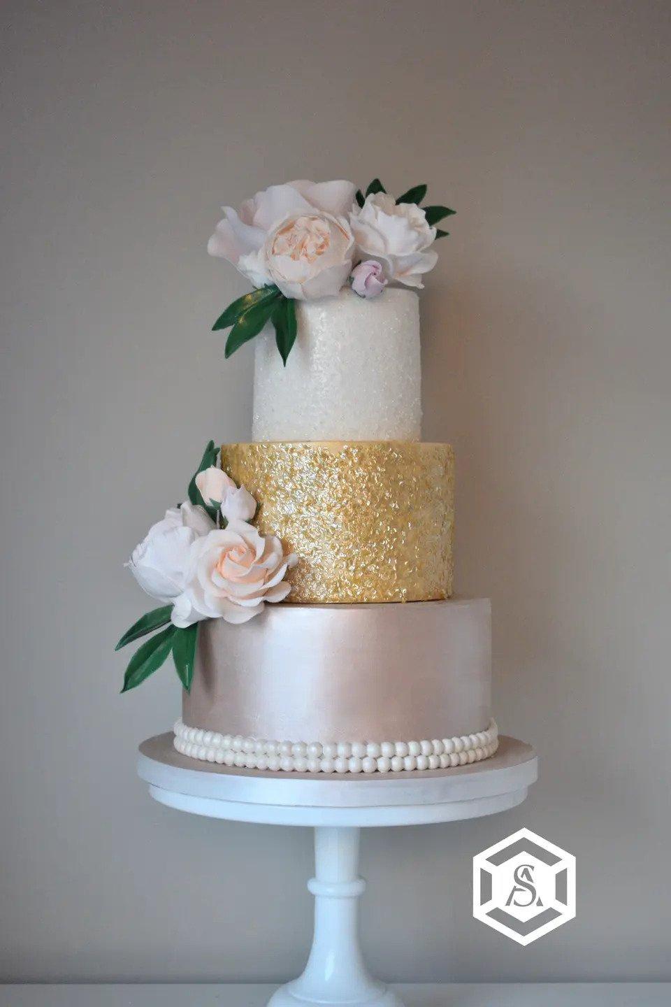 Glitter Wedding Cakes: 12 Dazzling Creations - hitched.co.uk