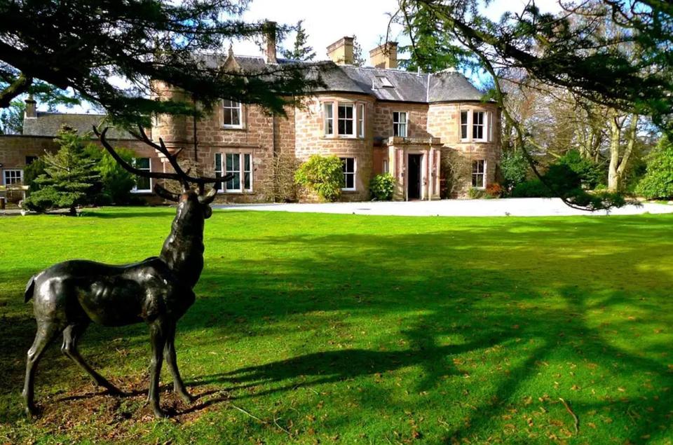 22 Best Small Wedding Venues in Scotland 2022 - hitched.co.uk