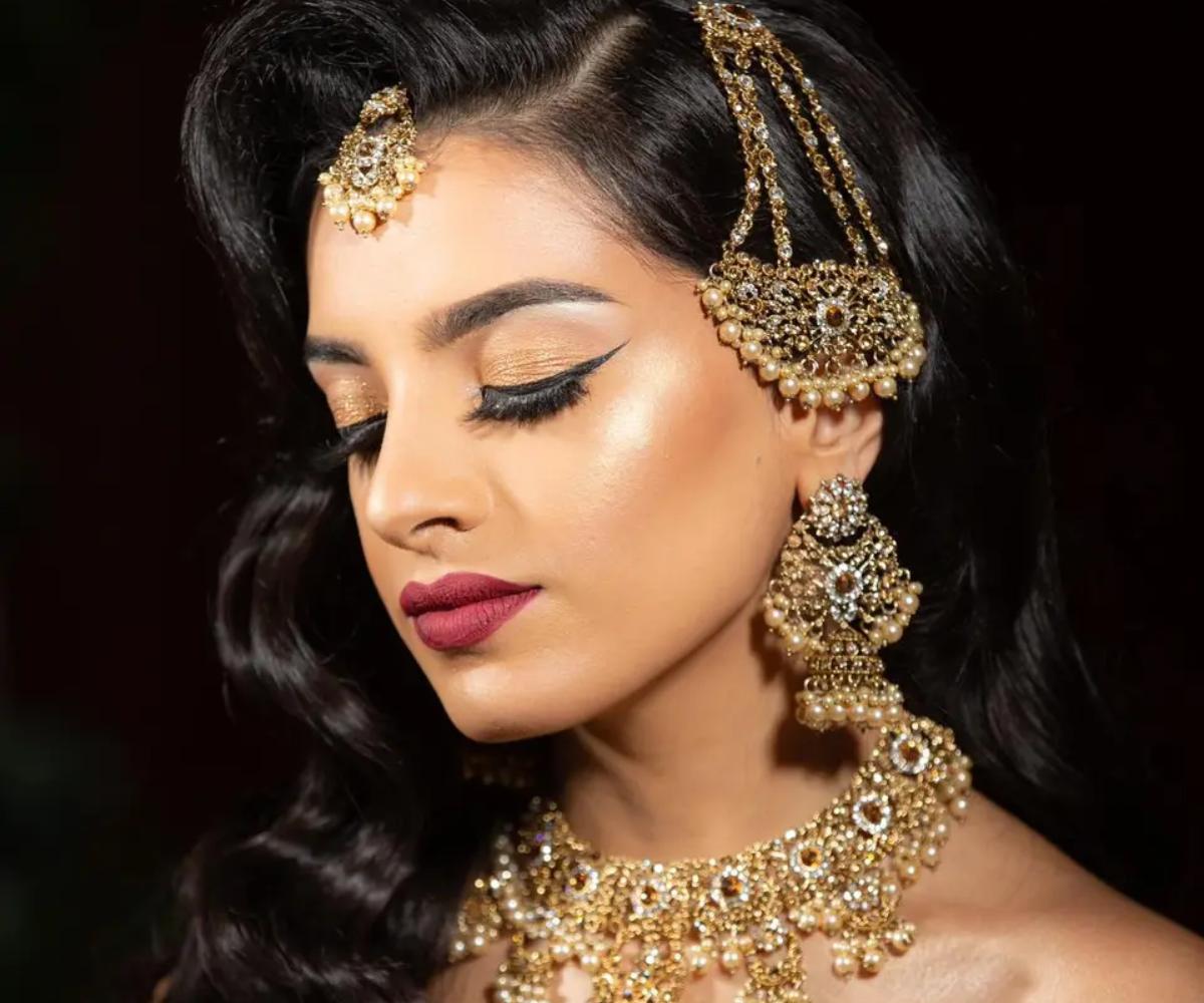 A Hair and Makeup Quiz to Help You Find Your Wedding Look