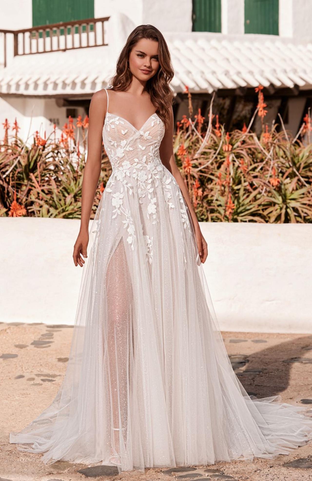 Latest gown styles for wedding hotsell