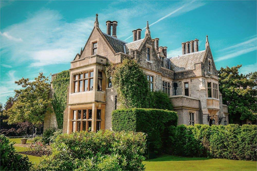 best-venues-in-surrey-13