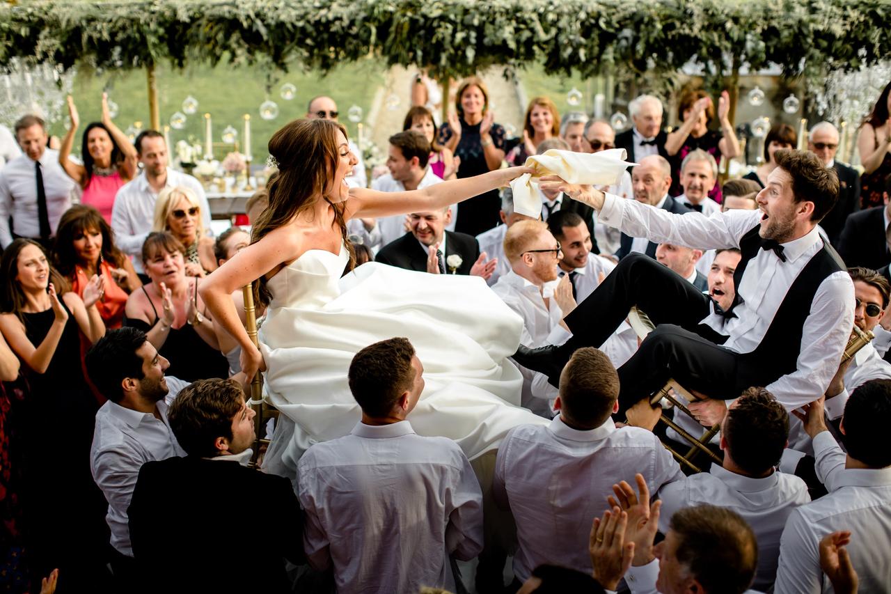 What to Expect at a Jewish Wedding: The ...