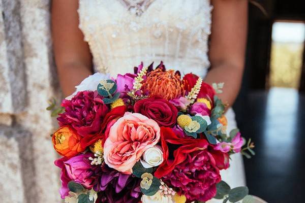 ARTIFICIAL HOT PINK FOAM ROSE BRIDE WEDDING BOUQUET BRIGHT PINK FLOWERS  POSIE