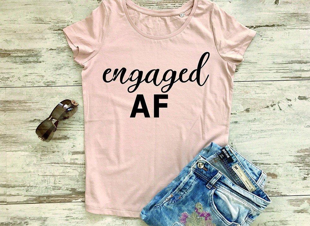 engaged-af-tshirt-in-pink