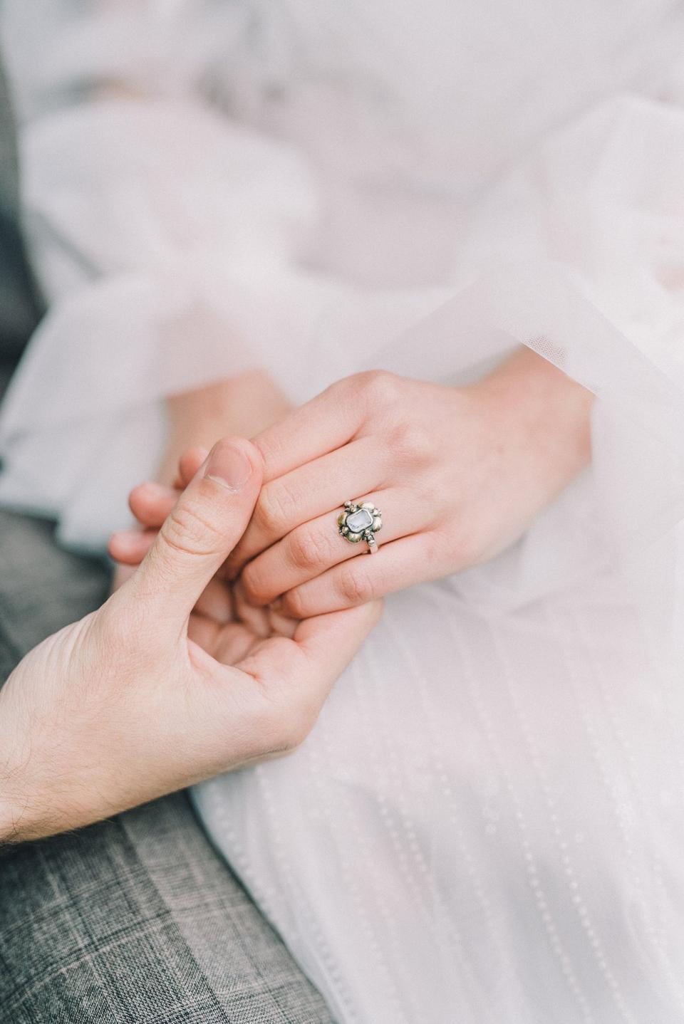 Vintage Engagement Rings: Top Tips & 23 Best to Buy Now - hitched.co.uk