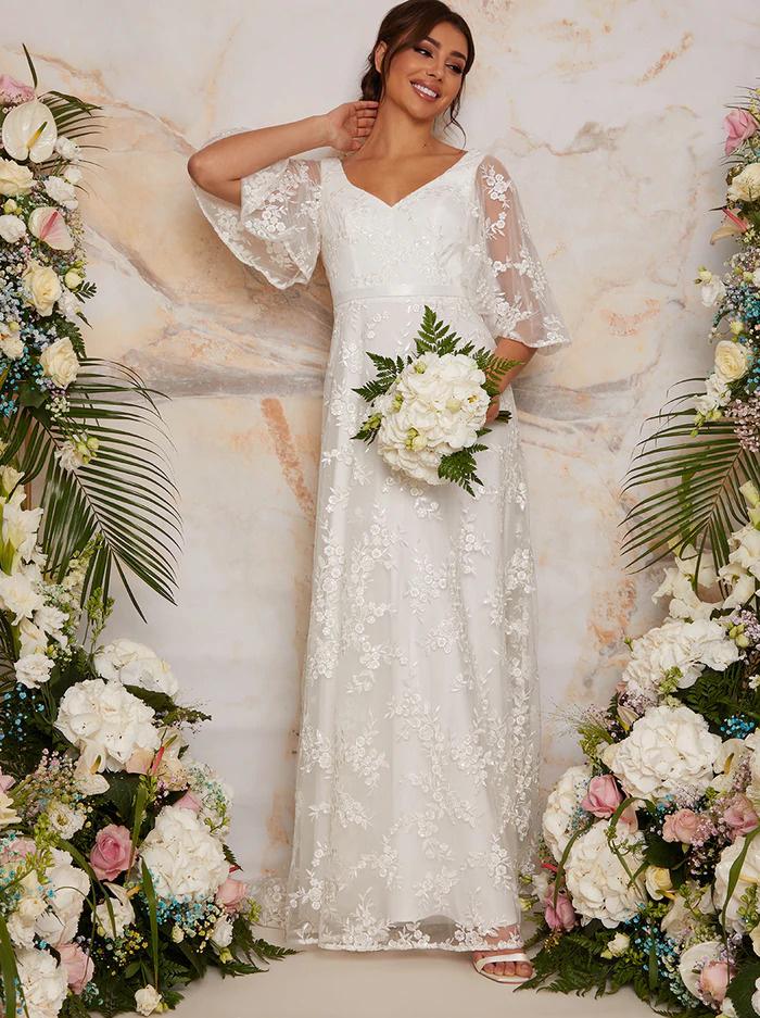 30 Garden Wedding Dresses for Outdoor Weddings - hitched.co.uk -  hitched.co.uk