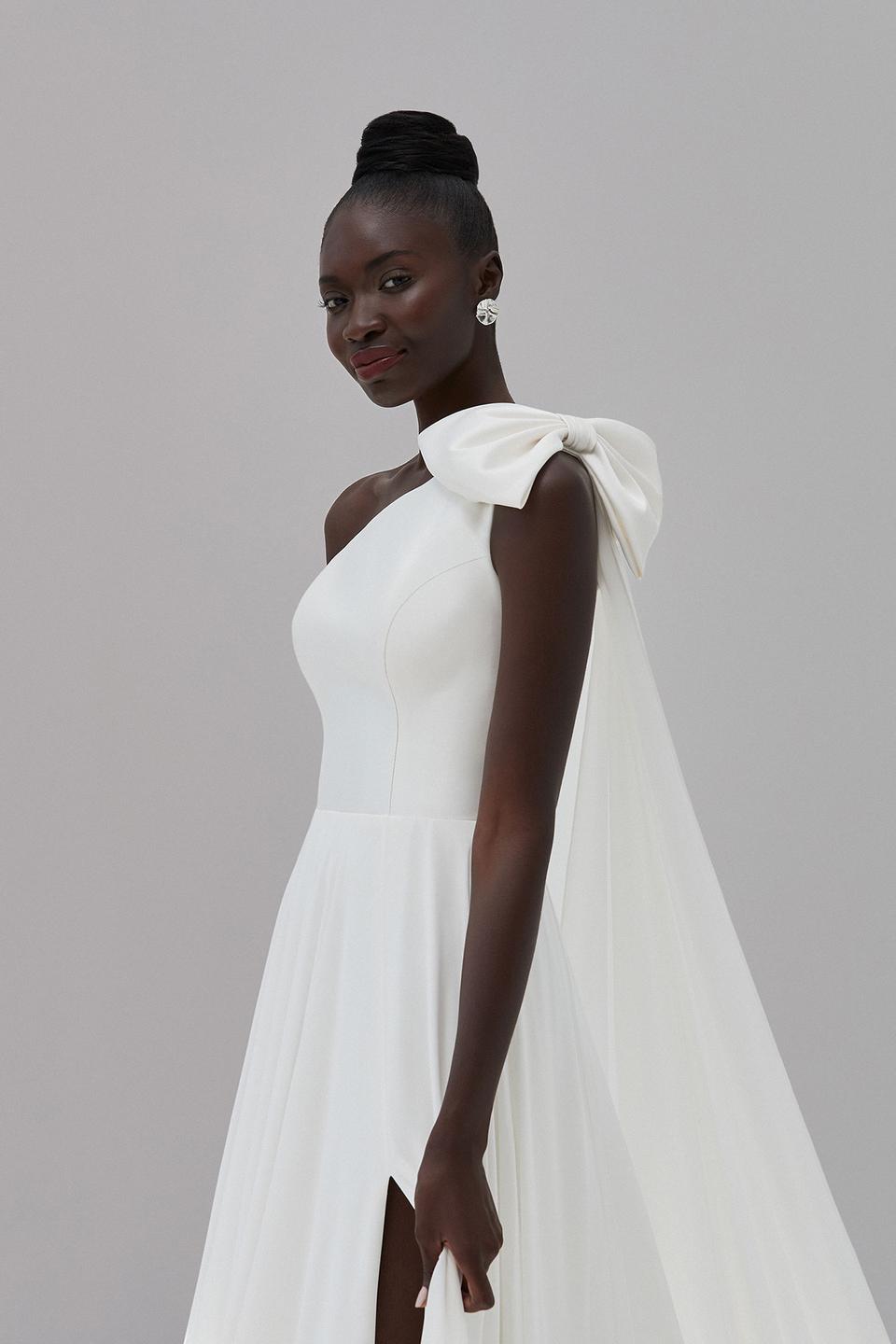 Wedding Dress Styles: 22 Shapes & Necklines You Need to Know - hitched ...