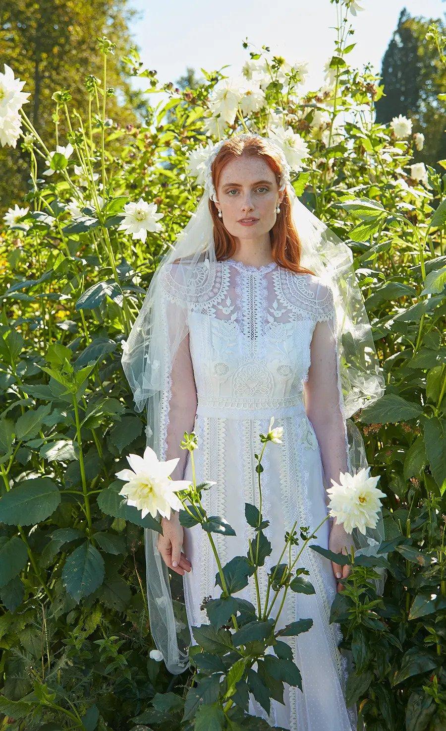 30 Garden Wedding Dresses for Outdoor Weddings 