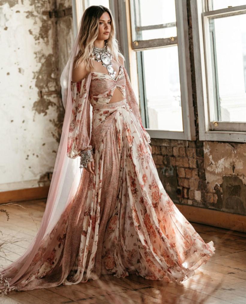 40 Alternative Wedding Dresses for Non Traditional Individuals -   