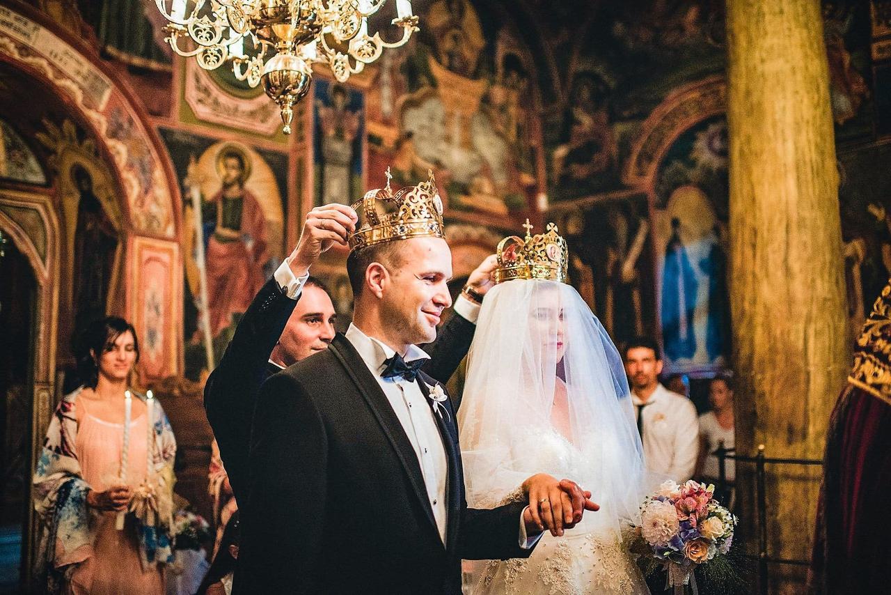 Russian Wedding Traditions: Everything You Need to Know