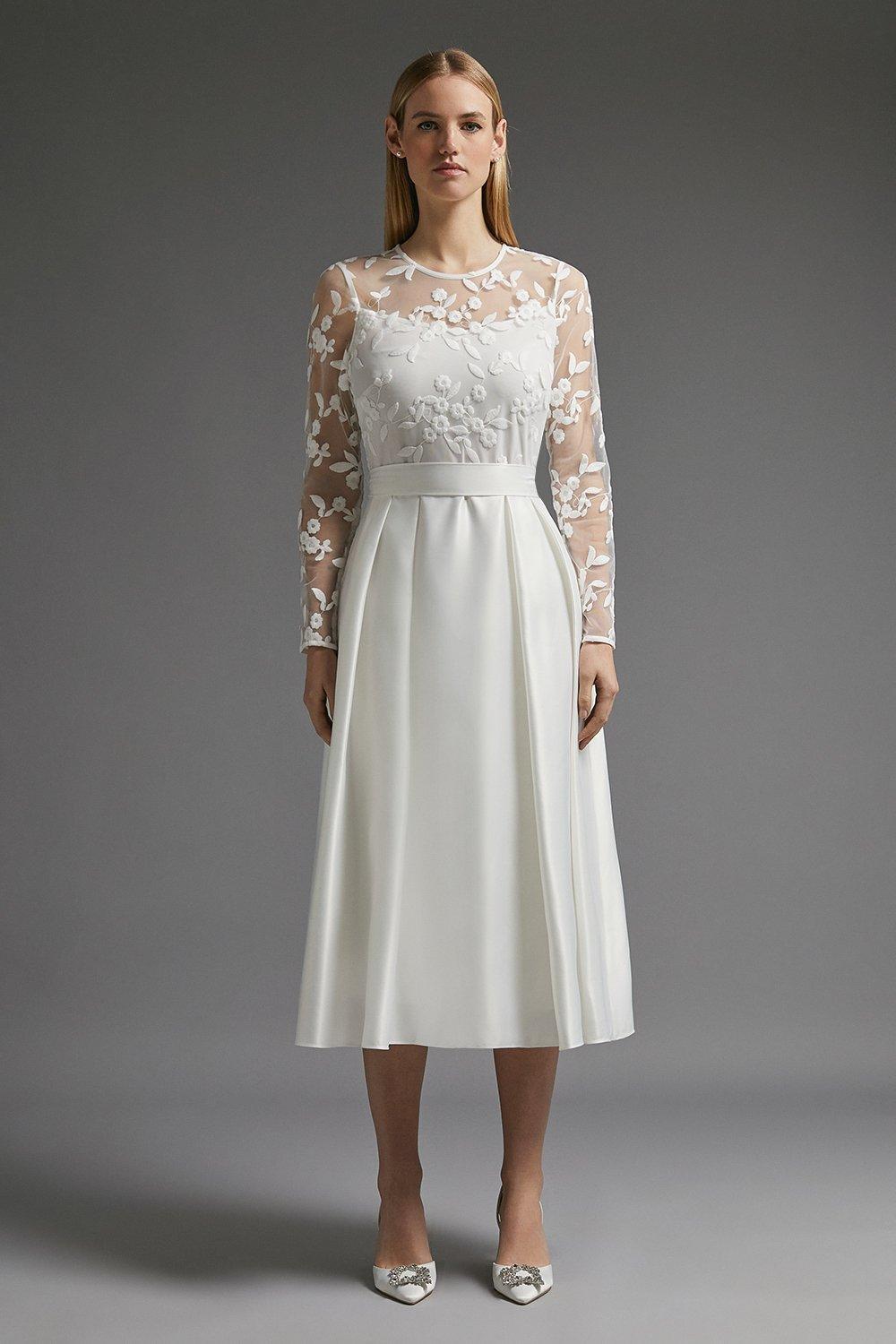 Wedding Dresses for Mature Brides: Top Tips & 30 of Our Favourites 