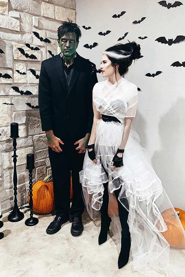 Horror movie costumes for couples sale