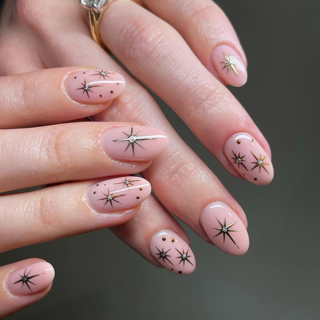 35 Wedding Nail Ideas for Your Bridal Manicure 