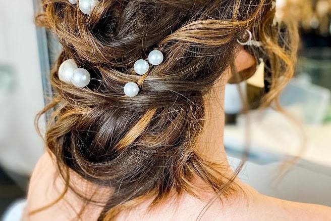 bridal hairstyles side bun