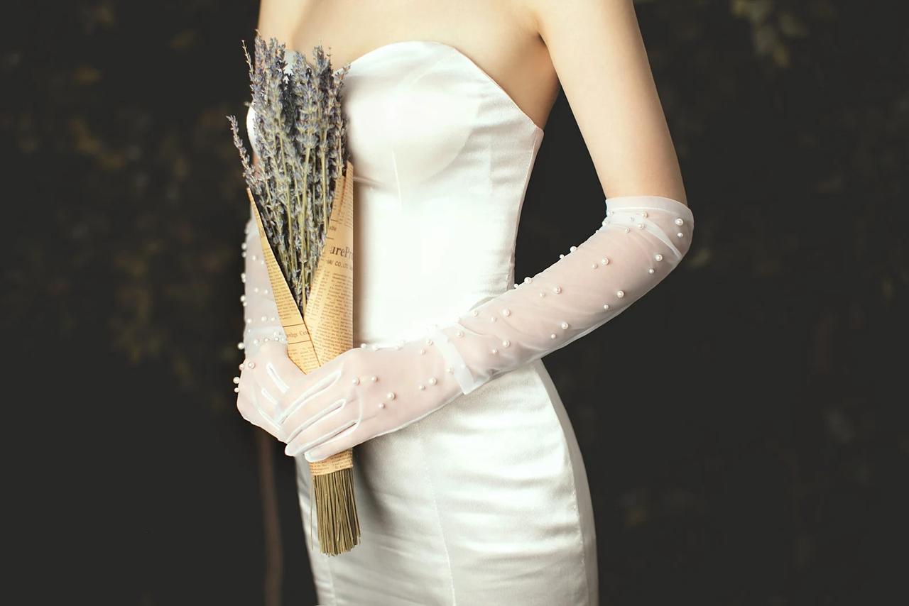 HD wallpaper: women's white wedding veil, face, dress, gloves, the bride,  Little Caprice | Wallpaper Flare