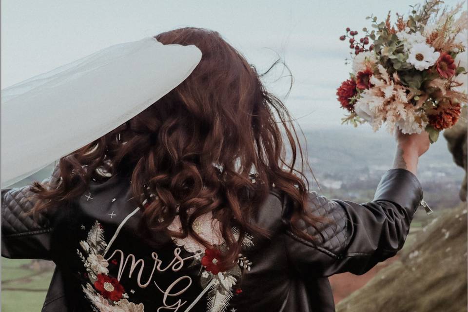 25 of the Best Bridal Jackets for Cool Couples