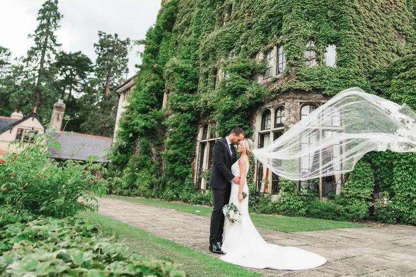 24 of the Best Hotel Wedding Venues for Every Budget