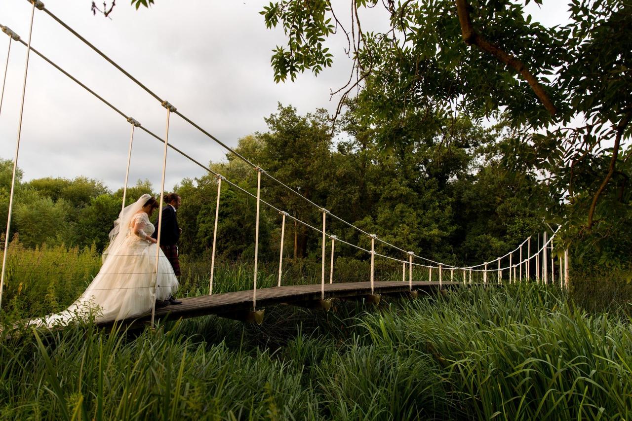 Emily and Daniel - Buckinghamshire Golf Club Real Wedding