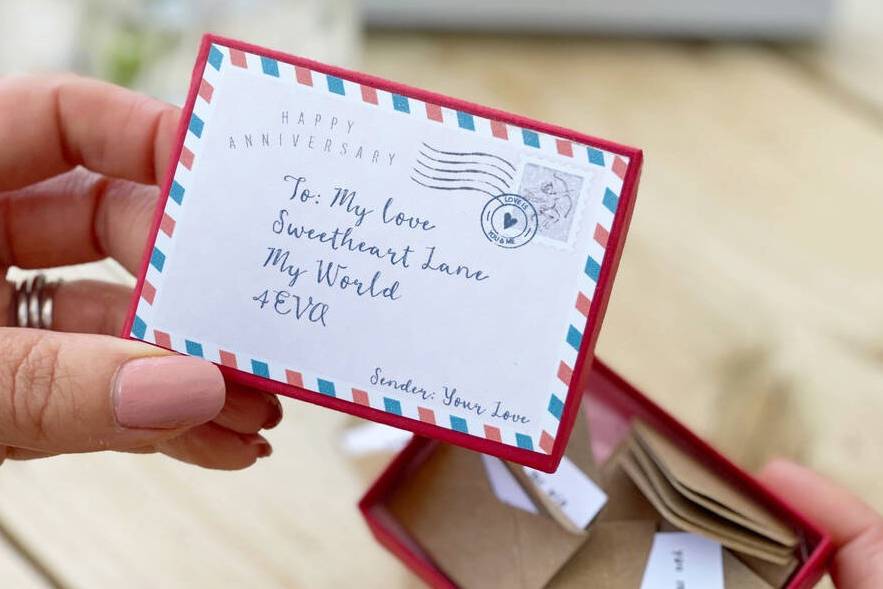 Miniature love letters 