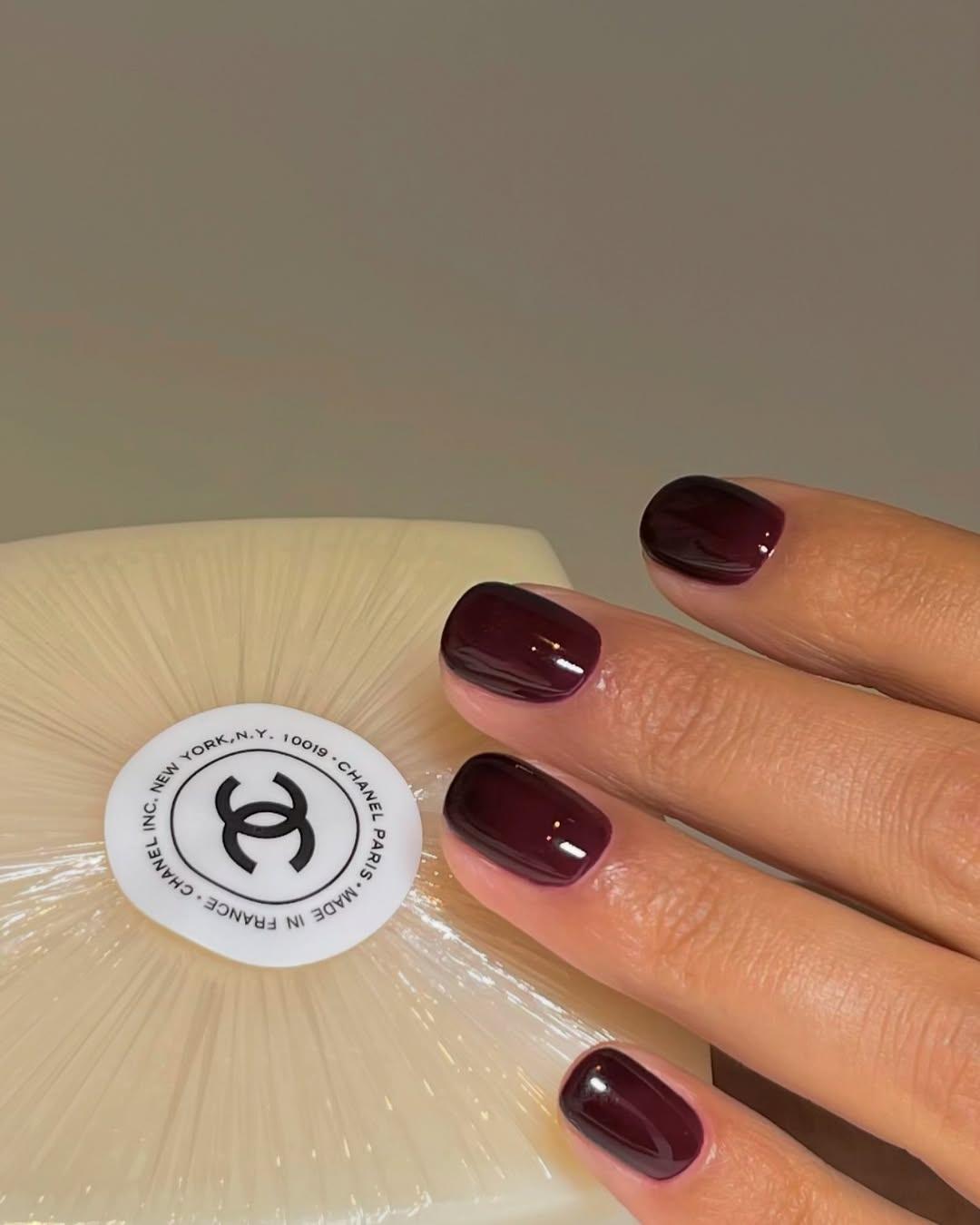 deep burgundy maroon nails 