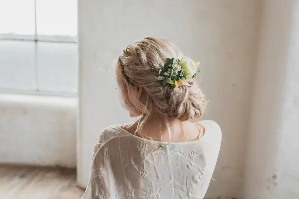 Romantic Bridal Hairstyle - YouTube
