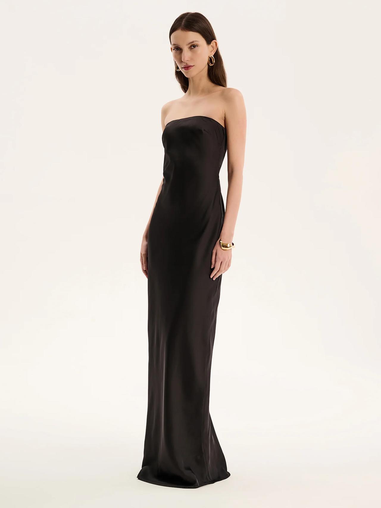 Amdra Maxi Dress in Black Omnes