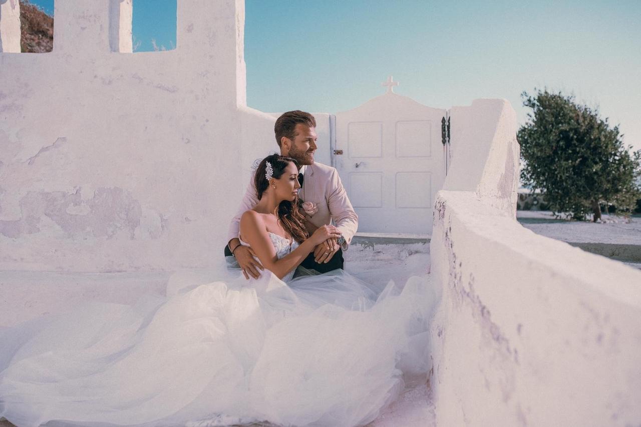 Sammie and Adam - Santorini Wedding