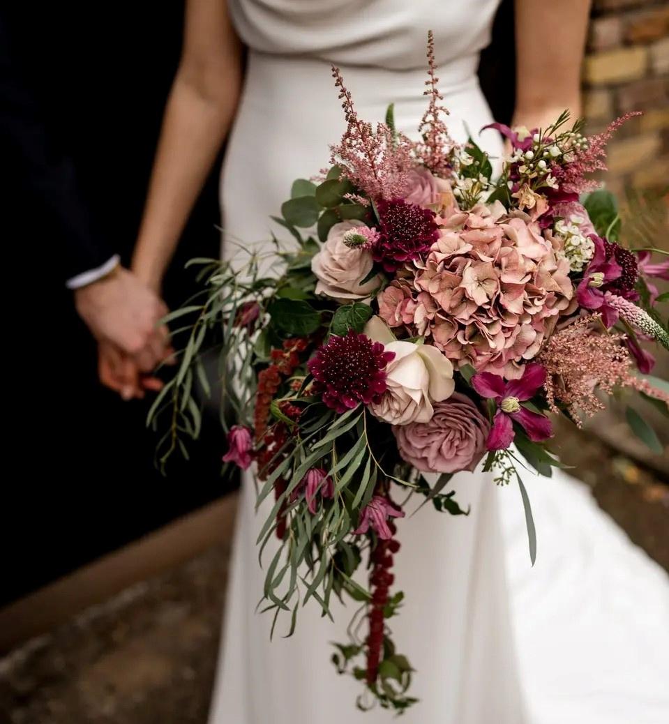 VINTAGE WEDDING BOUQUET