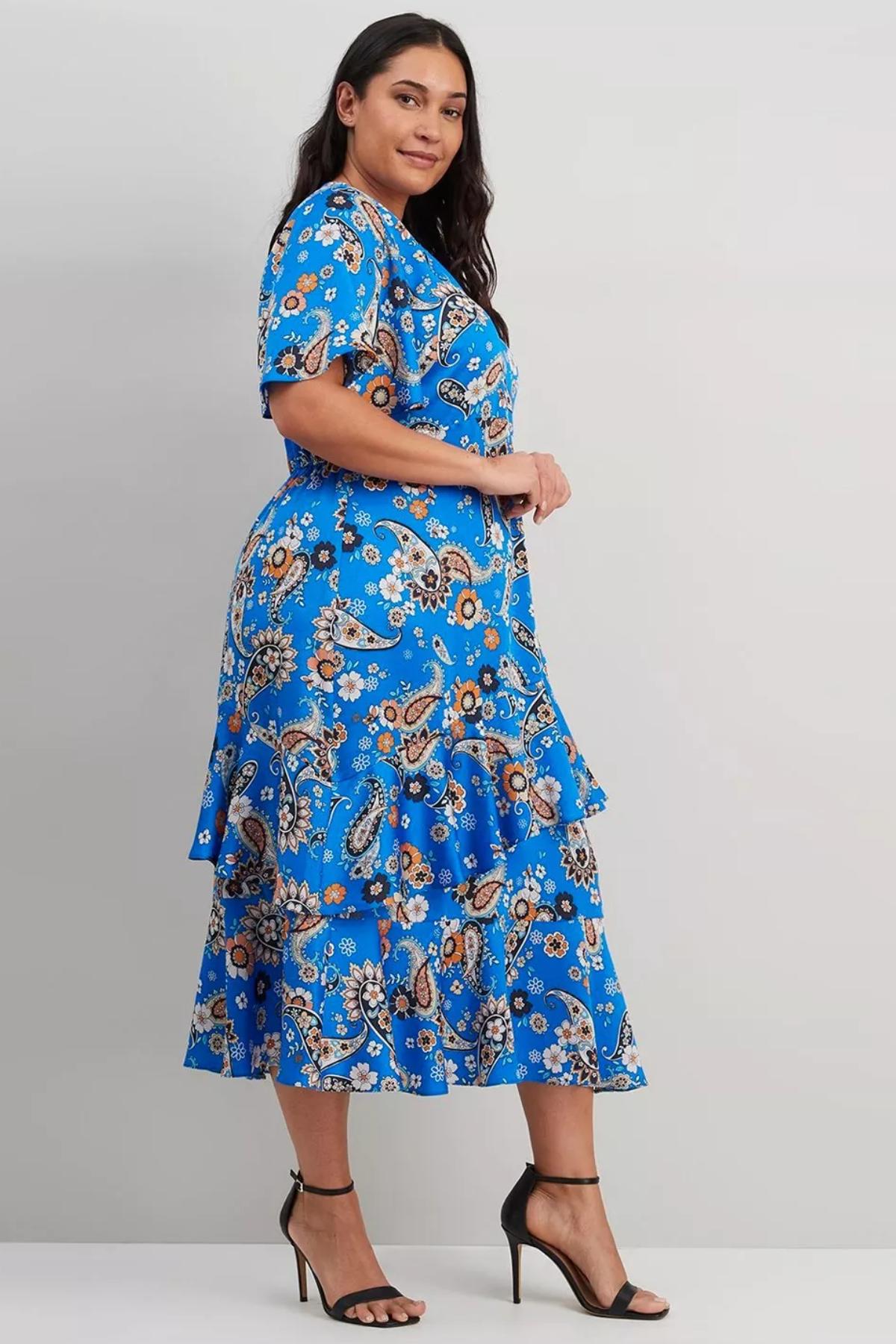 36 Stunning Plus Size Mother of the Bride Dresses - hitched.co.uk