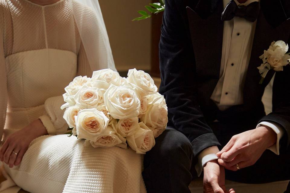 Rose Bouquets for Weddings: 33 Romantic Ideas 