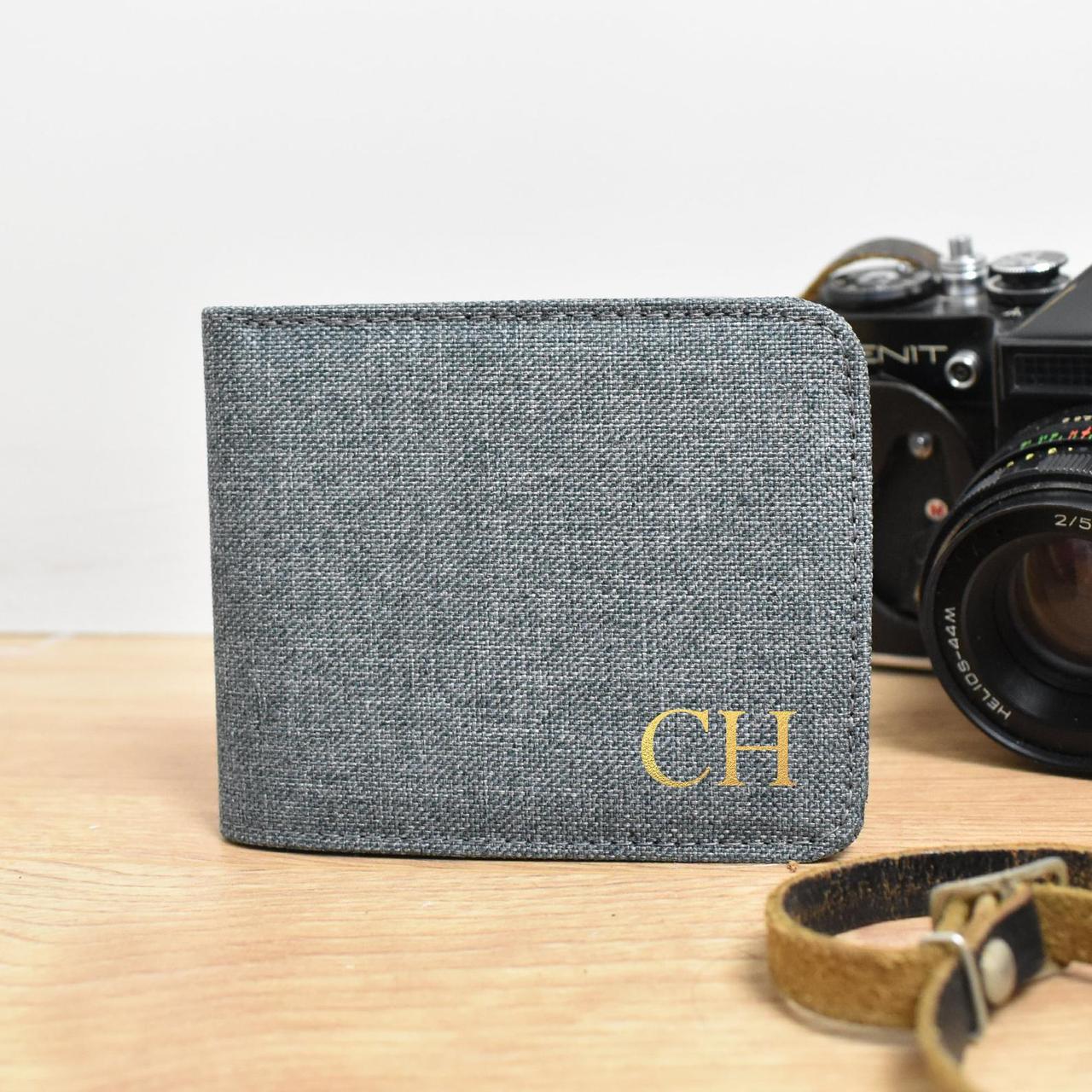 Personalised wallet