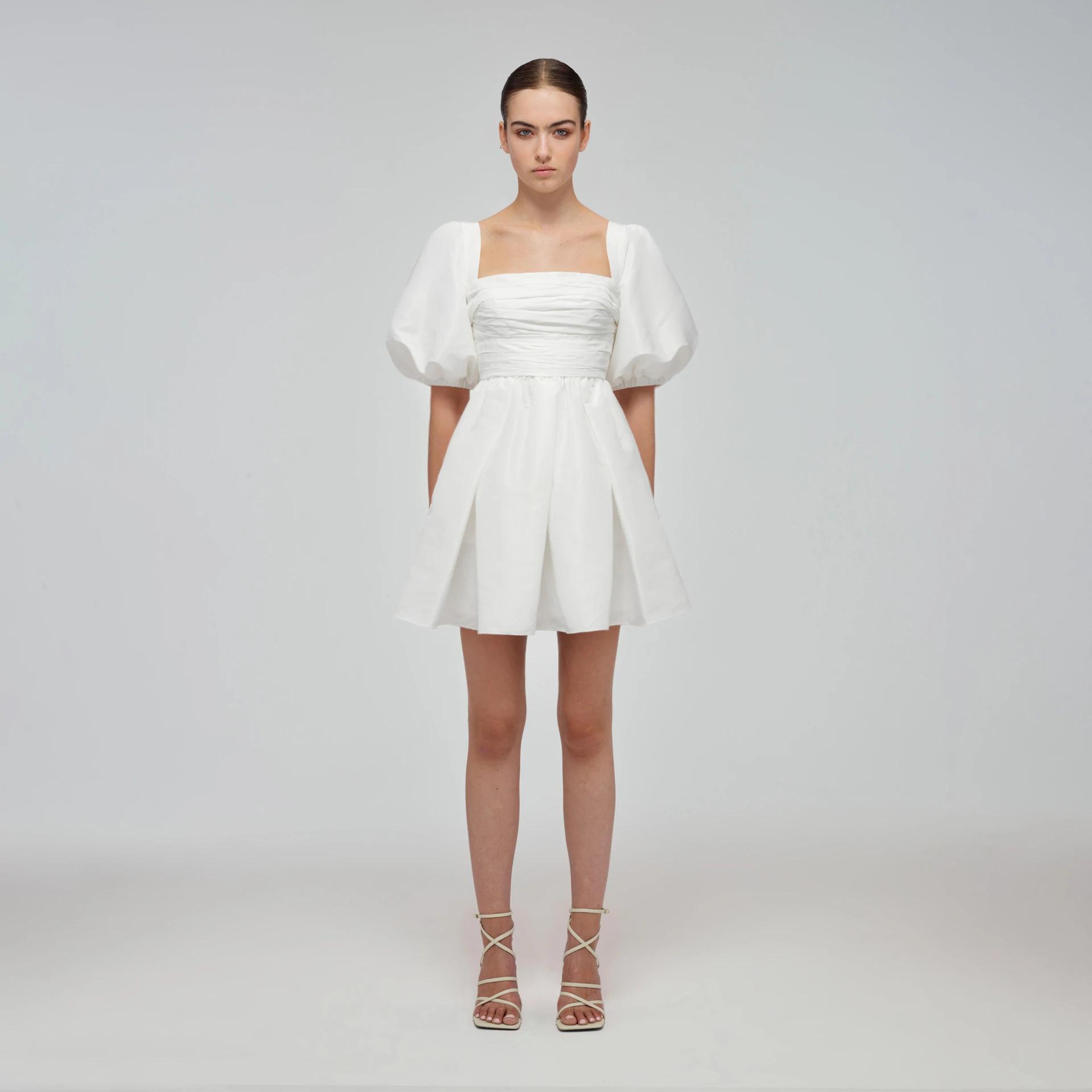 34 Puff Sleeve Wedding Dresses for Stylish Brides - hitched.co.uk