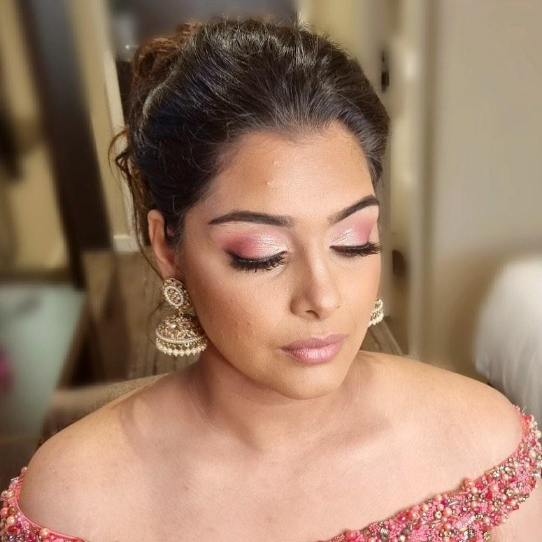 Soft Mother Of The Bride Makeup Ideas And Tips For A Natural Look Uk 3283