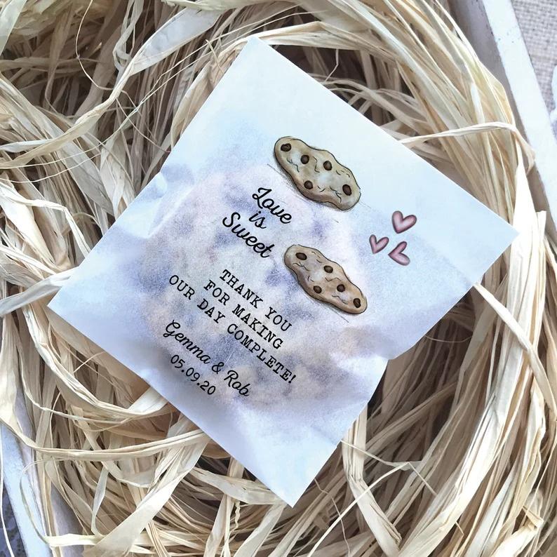 15 Eco-Friendly Wedding Favors for Your Guests – PureWow