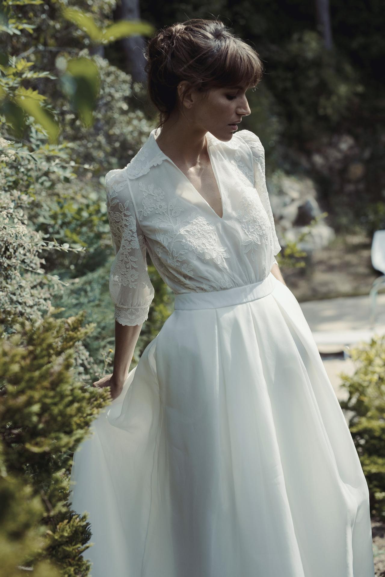 Long white store dress with flowers