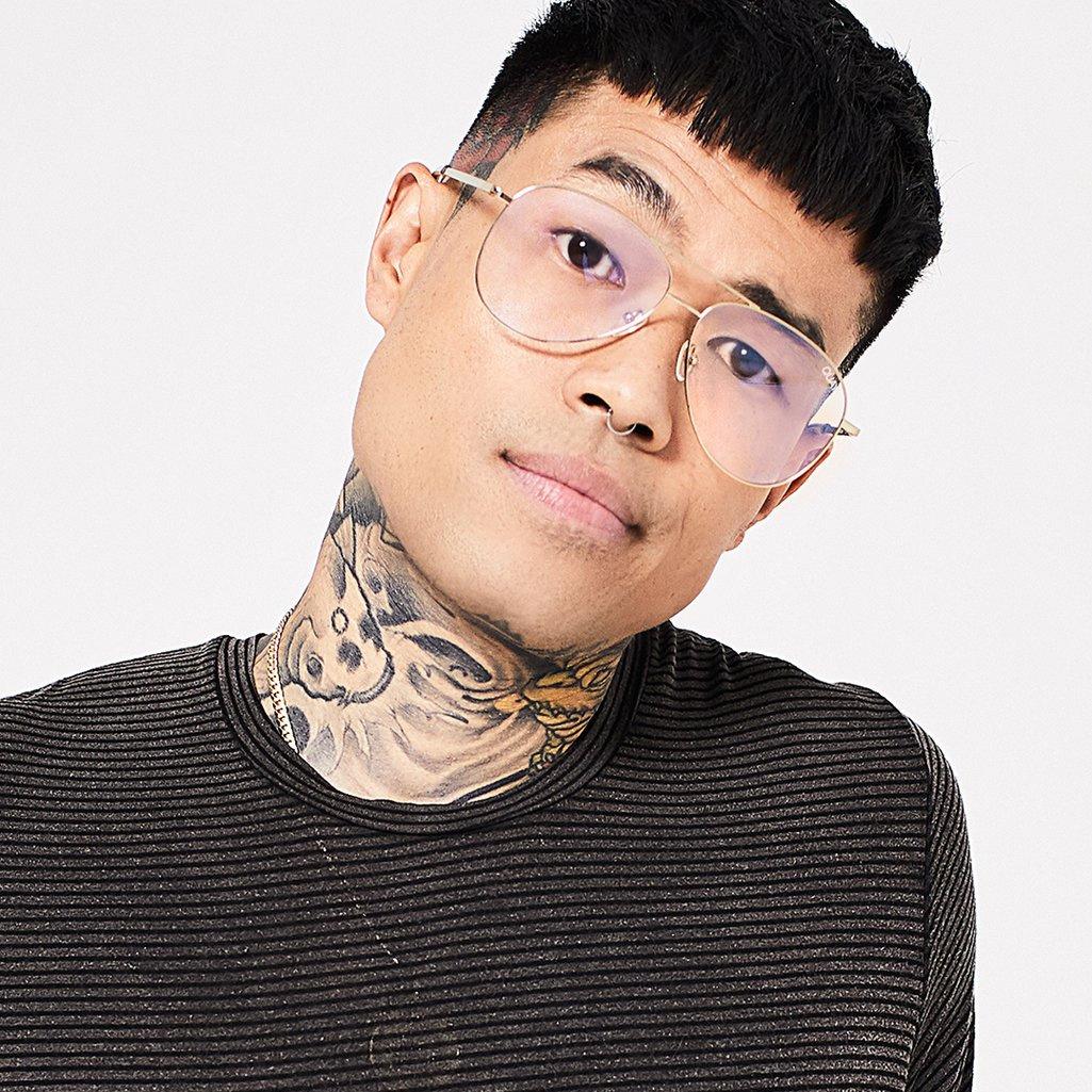 Model wearing blue light glasses