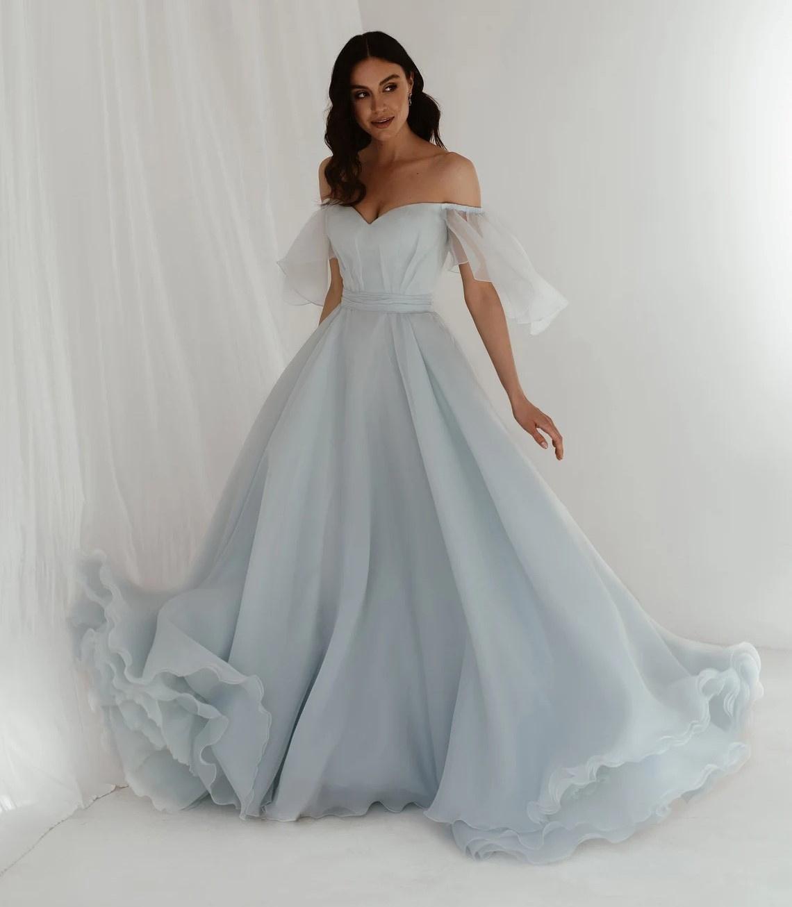 Blue Wedding Dresses The Best Styles And What It Means Uk 8870