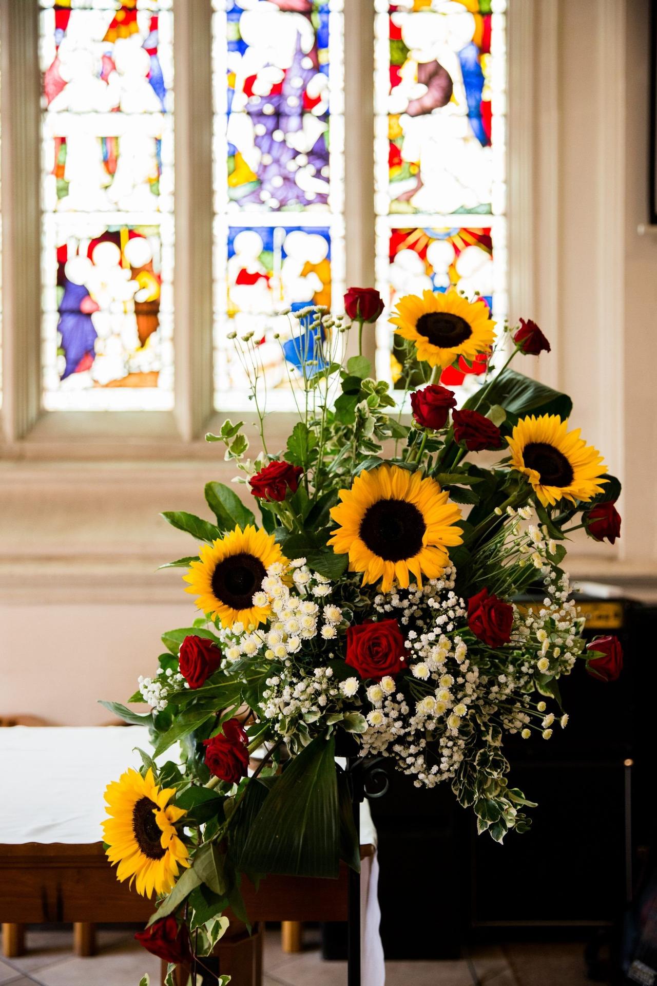 Emily and Daniel - Buckinghamshire Golf Club Real Wedding