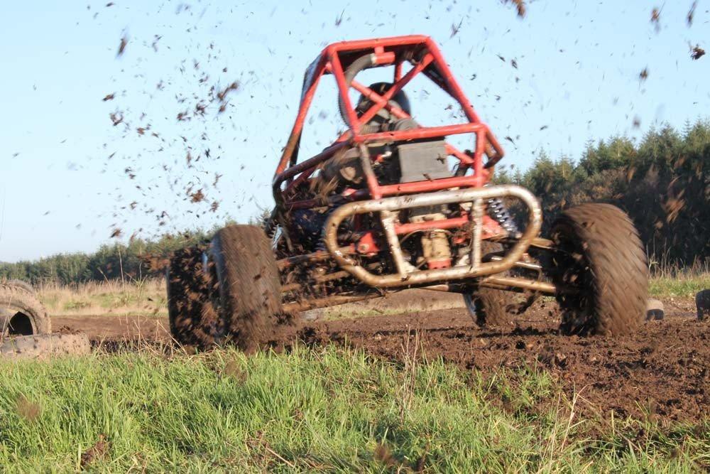 mud-buggy-stag-parties-3