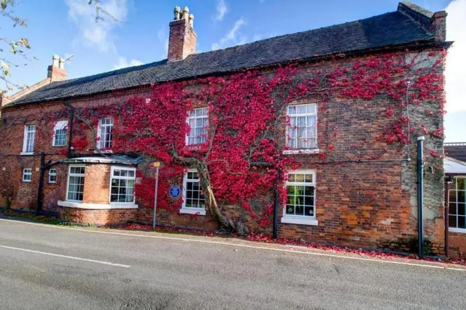 12 Charming Wedding Venues in and Around Derby and Derbyshire hitched