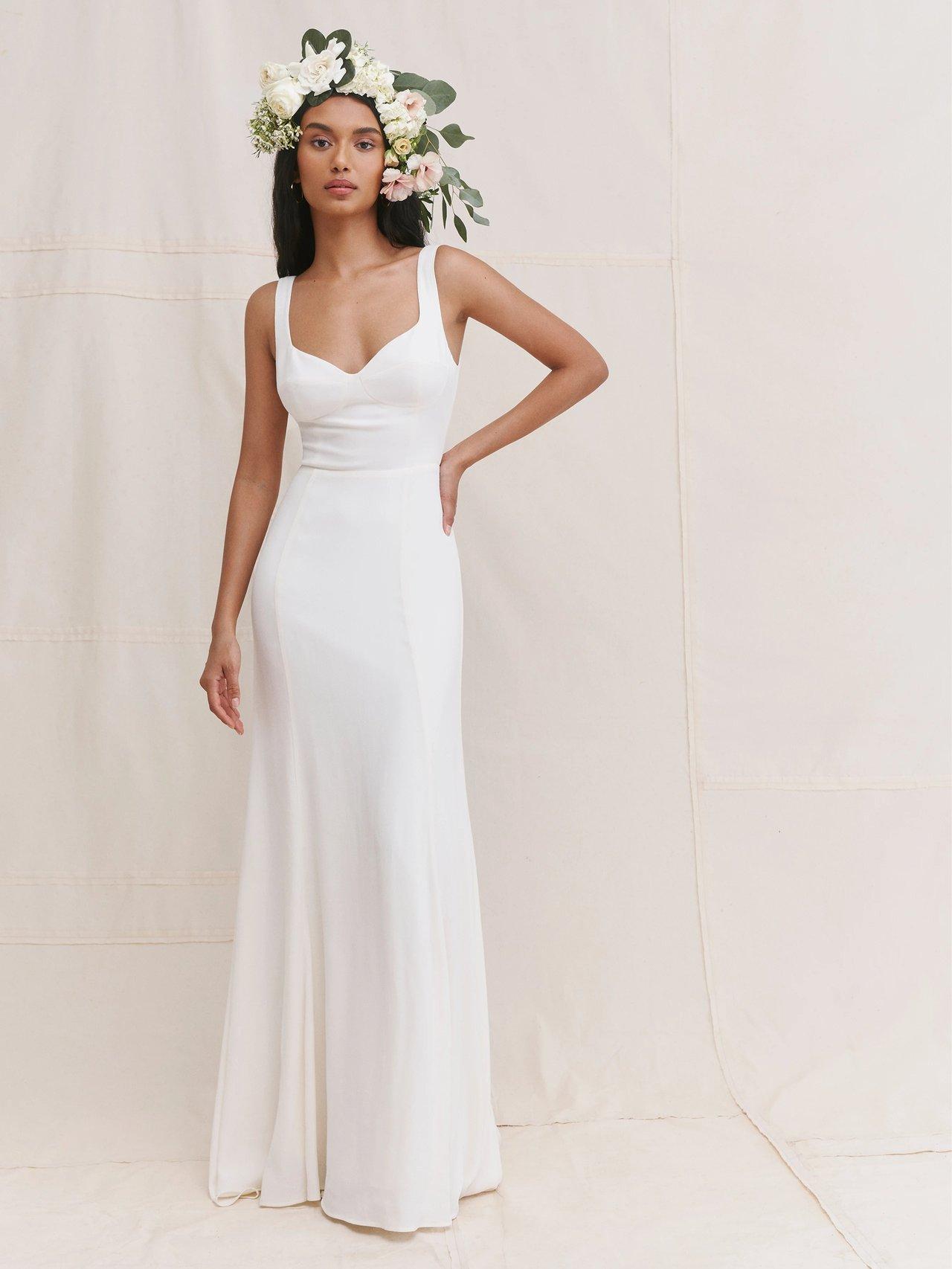 Affordable Wedding Dresses: 50 Cheap Wedding Dresses for Brides on a ...