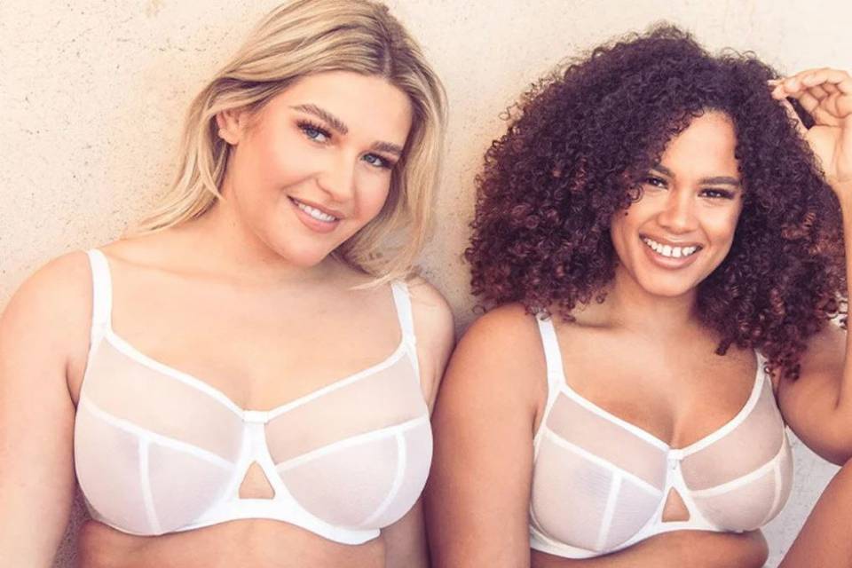 Plus Size Bridal Lingerie: 22 Stunning Sets & How to Choose Them