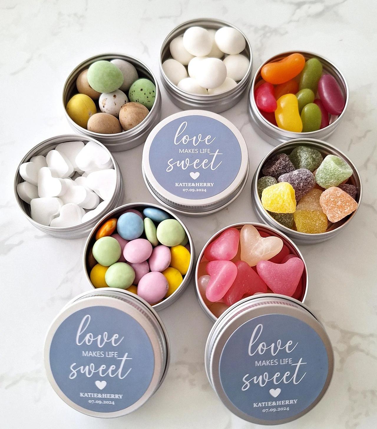 sweet tins wedding favours
