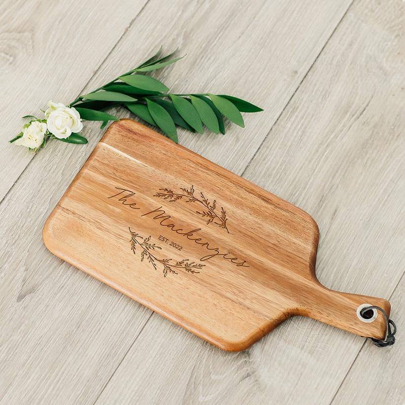 Personalised 'mr and Mrs' Slate Chopping Board Personalized Cutting Board  Wedding Gifts for Couples Gift for Newlyweds 
