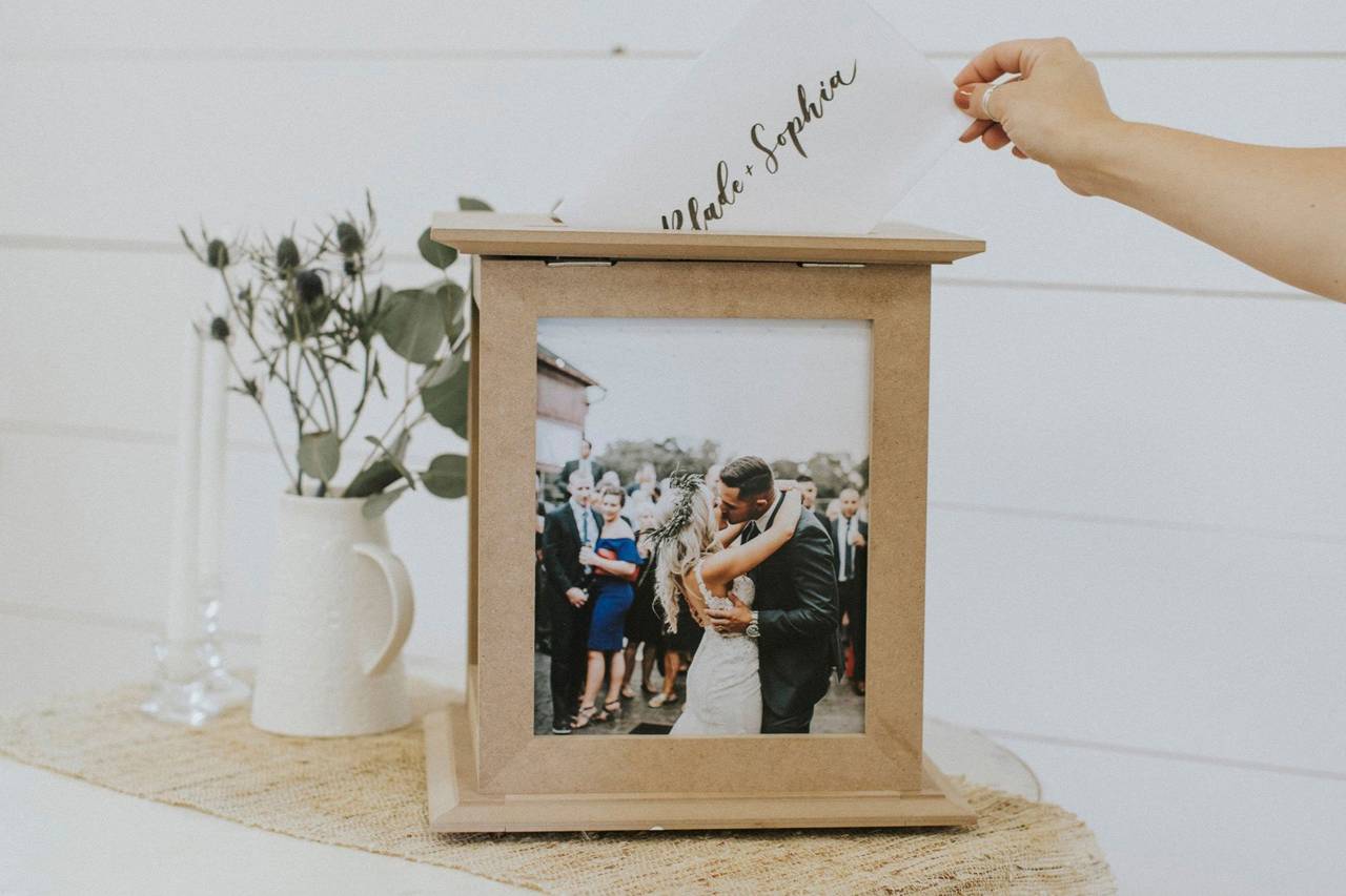 DIY Wedding Post Box Ideas 12 Ways to Collect Your Cards in Style ...